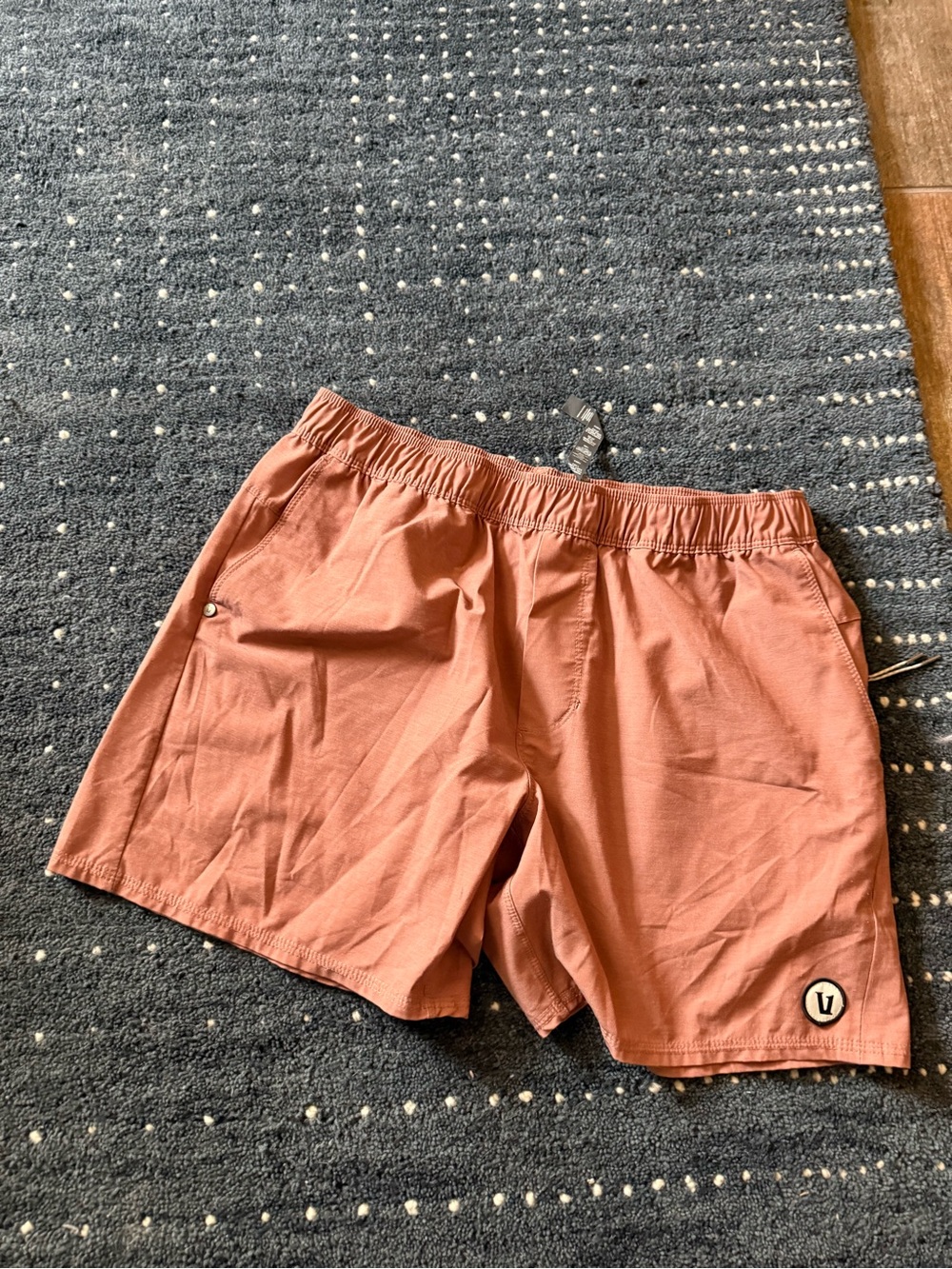 Vuori Men's Medium 6” Cape Performance Shorts